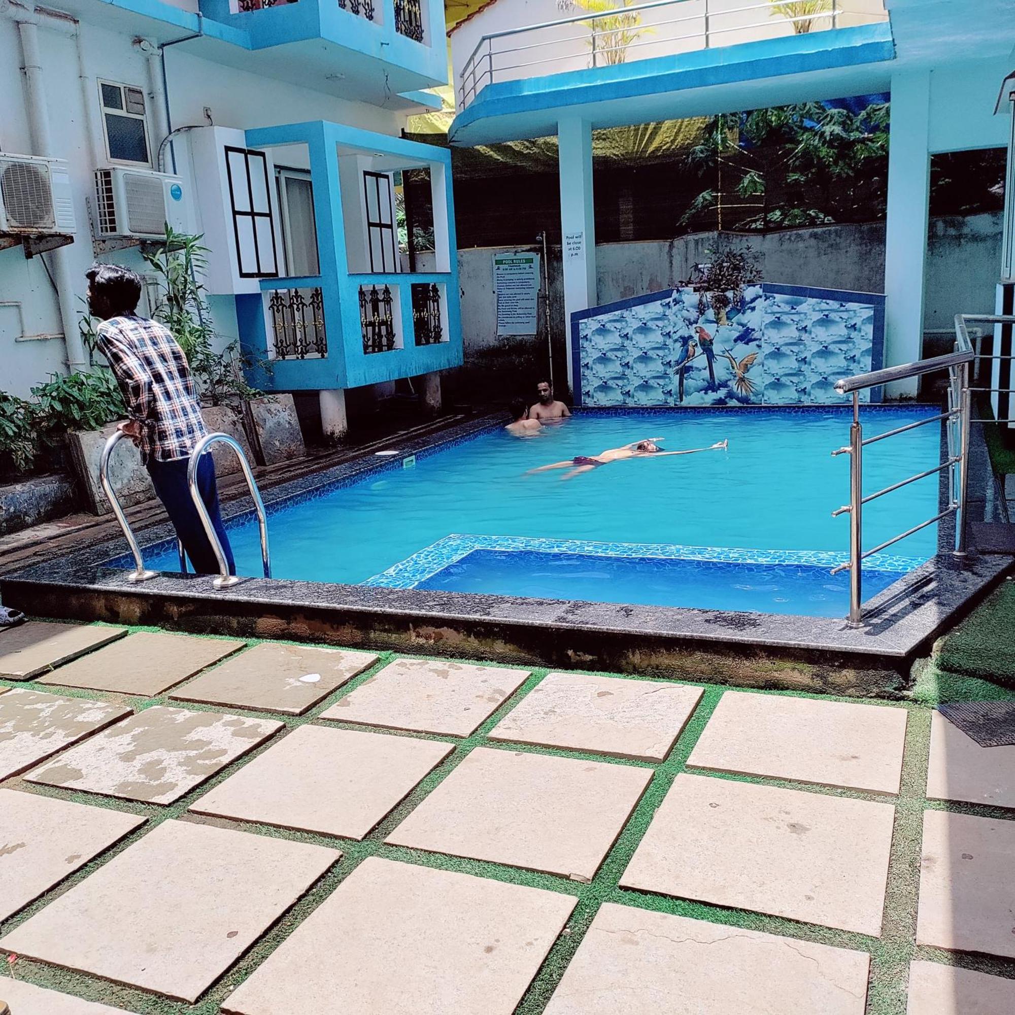 Hotel Queen Queen Sea Calangute Luaran gambar