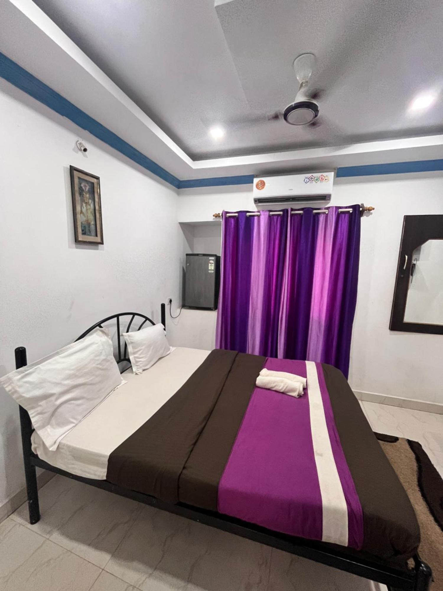 Hotel Queen Queen Sea Calangute Luaran gambar